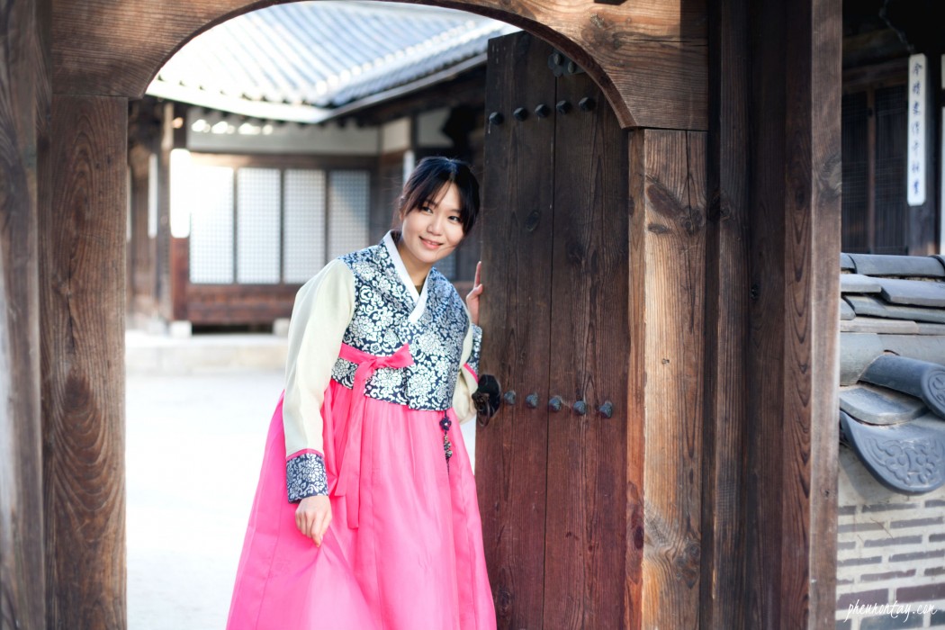 Oneday Hanbok: Roaming the Streets of ...